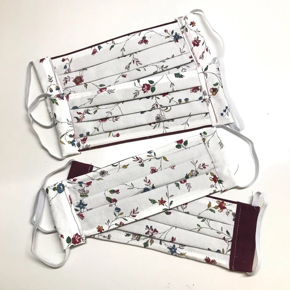 MunandMe handmade set 4 floral face masks washable